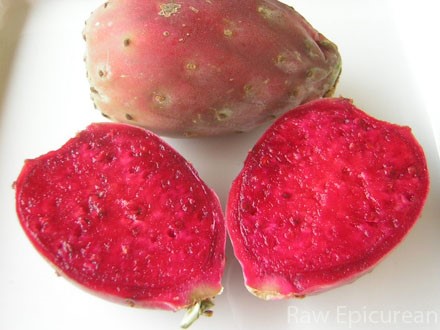 Frutos de Cactus : Tunas. The fruit of the nopal.  Masa Americana